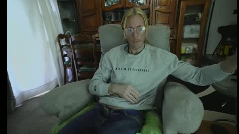 Snapshot of 00jeff31 chatting on February 2026 07:57:02 AM jeff online show from February 2026 07:57:02 AM