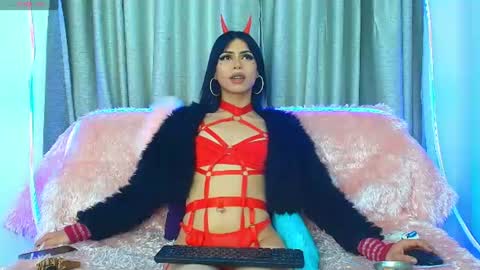 Klhoe Carter 3 online show from June 2026 07:13:01 AM
