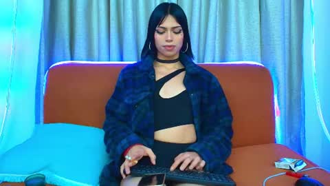 Klhoe Carter 3 online show from July 2026 11:21:02 PM