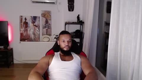 Kingsley online show from November 2025 08:42:02 PM