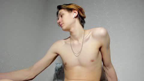 Adam online show from January 2025 05:11:01 PM