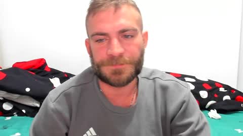 Snapshot of 10in_deluxe chatting on December 2024 09:32:02 AM 10in_deluxe online show from December 2024 09:32:02 AM