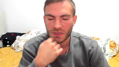 Snapshot of 10in_deluxe chatting on January 2025 04:14:02 PM 10in_deluxe online show from January 2025 04:14:02 PM