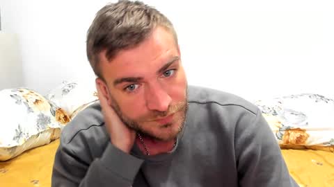 Snapshot of 10in_deluxe chatting on January 2025 07:43:01 AM 10in_deluxe online show from January 2025 07:43:01 AM