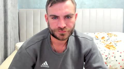 Snapshot of 10in_deluxe chatting on January 2025 07:41:01 AM 10in_deluxe online show from January 2025 07:41:01 AM