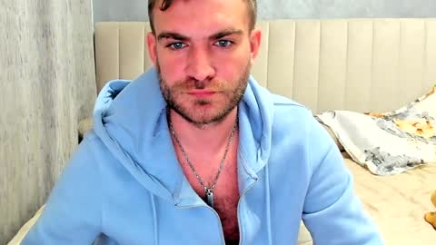 Snapshot of 10in_deluxe chatting on February 2025 08:46:01 AM 10in_deluxe online show from February 2025 08:46:01 AM