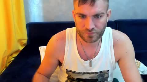 Snapshot of 10in_deluxe chatting on March 2025 08:15:01 AM 10in_deluxe online show from March 2025 08:15:01 AM