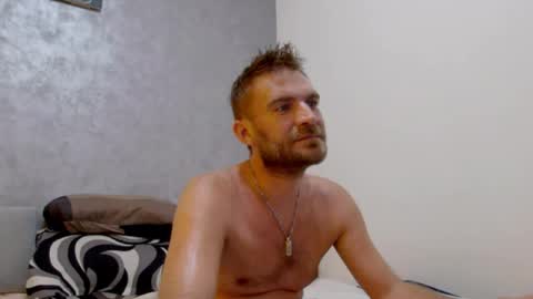 Snapshot of 10in_deluxe chatting on September 2025 07:52:02 AM 10in_deluxe online show from September 2025 07:52:02 AM