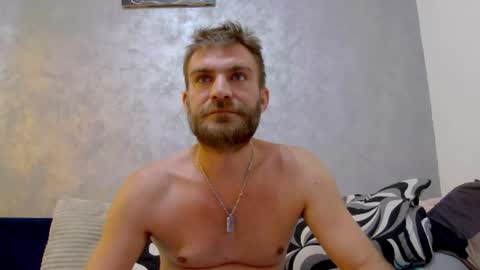 Snapshot of 10in_deluxe chatting on September 2025 07:11:02 AM 10in_deluxe online show from September 2025 07:11:02 AM