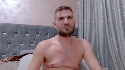 Snapshot of 10in_deluxe chatting on December 2025 06:16:01 PM 10in_deluxe online show from December 2025 06:16:01 PM