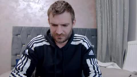 Snapshot of 10in_deluxe chatting on March 2026 07:14:02 AM 10in_deluxe online show from March 2026 07:14:02 AM