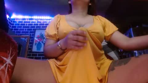  i am trixie im Your Selfsucking Mistress  online show from September 2025 02:44:01 AM