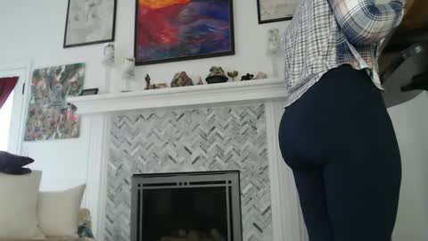 Snapshot of 11willowandjohn11 chatting on January 2025 08:21:01 PM Aurora Willows online show from January 2025 08:21:01 PM