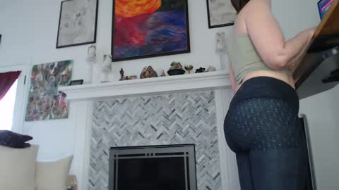 Snapshot of 11willowandjohn11 chatting on January 2025 04:20:01 PM Aurora Willows online show from January 2025 04:20:01 PM