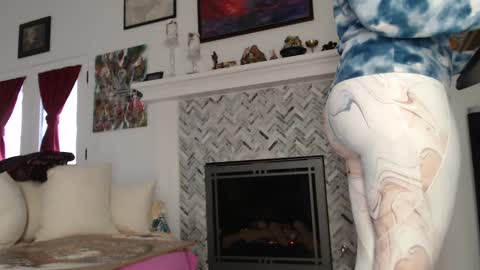 Snapshot of 11willowandjohn11 chatting on January 2025 03:15:01 PM Aurora Willows online show from January 2025 03:15:01 PM