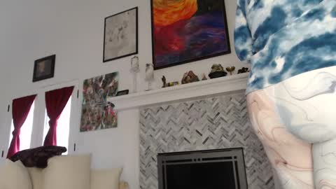 Snapshot of 11willowandjohn11 chatting on January 2025 07:32:02 PM Aurora Willows online show from January 2025 07:32:02 PM