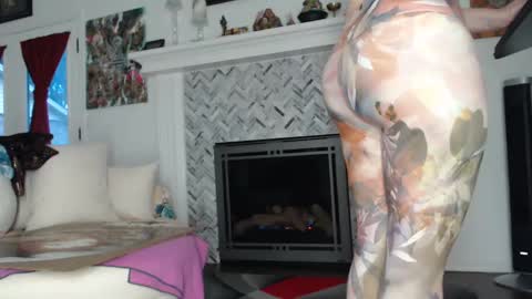 Snapshot of 11willowandjohn11 chatting on January 2025 01:42:01 PM Aurora Willows online show from January 2025 01:42:01 PM