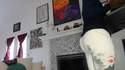 Snapshot of 11willowandjohn11 chatting on February 2025 05:51:01 PM Aurora Willows online show from February 2025 05:51:01 PM