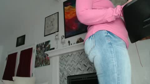 Snapshot of 11willowandjohn11 chatting on February 2025 10:58:01 PM Aurora Willows online show from February 2025 10:58:01 PM