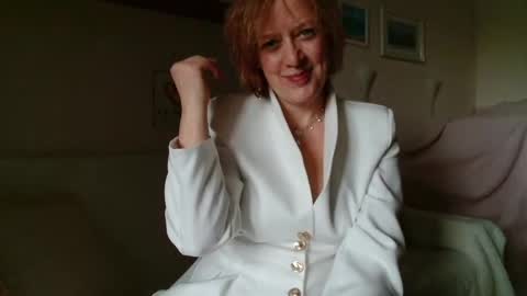 12ennie online show from June 2026 07:54:02 AM