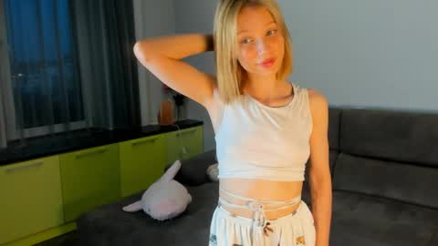 Kira online show from June 2026 04:41:02 PM