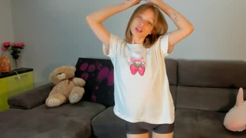 Kira online show from June 2026 04:48:01 PM