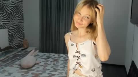 Kira online show from July 2026 07:30:01 PM
