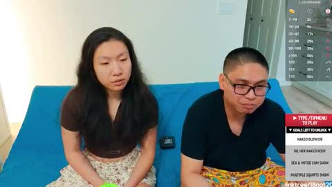 Snapshot of 18not20 chatting on December 2025 12:39:02 AM Tong Ralph online show from December 2025 12:39:02 AM