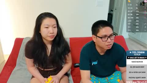 Snapshot of 18not20 chatting on January 2026 12:25:02 AM Tong Ralph online show from January 2026 12:25:02 AM