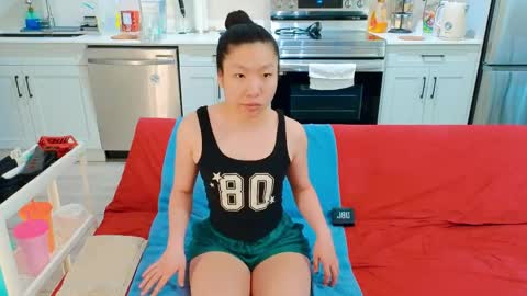 Tong  Ralph online show from June 2026 01:21:02 AM