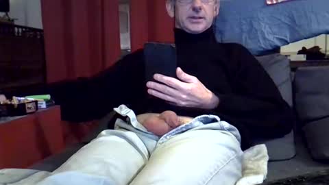 Snapshot of 18remy45 chatting on December 2024 04:08:02 PM 18remy45 online show from December 2024 04:08:02 PM