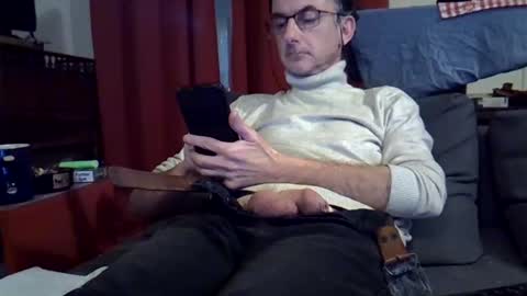 Snapshot of 18remy45 chatting on January 2025 10:45:01 PM 18remy45 online show from January 2025 10:45:01 PM