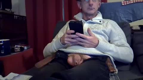 Snapshot of 18remy45 chatting on January 2025 08:14:01 PM 18remy45 online show from January 2025 08:14:01 PM