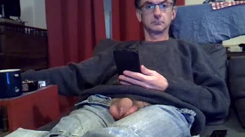 Snapshot of 18remy45 chatting on January 2025 08:34:02 PM 18remy45 online show from January 2025 08:34:02 PM