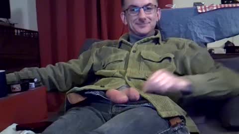 Snapshot of 18remy45 chatting on February 2025 09:14:01 PM 18remy45 online show from February 2025 09:14:01 PM