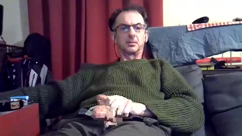 Snapshot of 18remy45 chatting on February 2026 09:33:01 PM 18remy45 online show from February 2026 09:33:01 PM