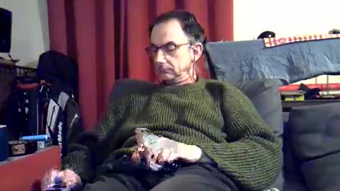 Snapshot of 18remy45 chatting on February 2026 05:54:01 PM 18remy45 online show from February 2026 05:54:01 PM