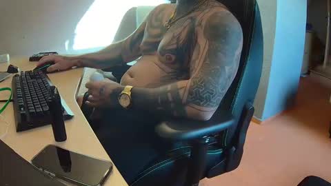 Snapshot of 19andre90 chatting on September 2025 04:40:02 PM 19andre90 online show from September 2025 04:40:02 PM