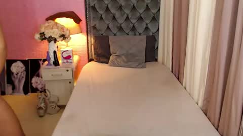 Snapshot of 1bestlover chatting on January 2025 09:31:02 PM Ekang online show from January 2025 09:31:02 PM