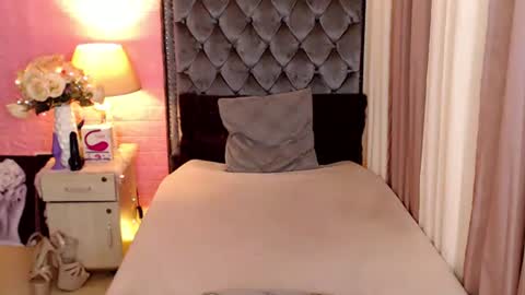 Snapshot of 1bestlover chatting on March 2025 09:07:02 AM Ekang online show from March 2025 09:07:02 AM