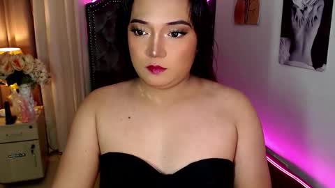 Snapshot of 1bestlover chatting on November 2025 11:48:01 PM Ekang online show from November 2025 11:48:01 PM