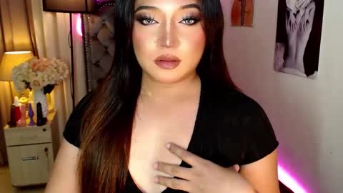 Snapshot of 1bestlover chatting on January 2026 05:26:02 PM Ekang online show from January 2026 05:26:02 PM