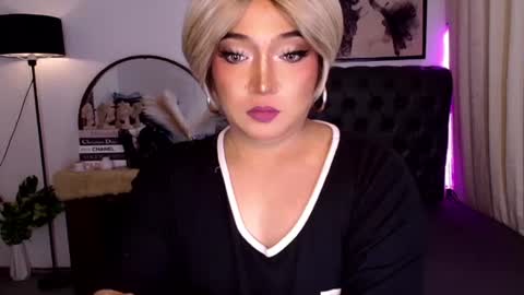 Ekang online show from July 2026 06:43:02 PM