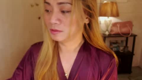 Snapshot of 1bigsurprise4you chatting on January 2025 10:05:01 PM angel online show from January 2025 10:05:01 PM