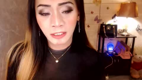 Snapshot of 1bigsurprise4you chatting on September 2025 06:46:02 PM angel online show from September 2025 06:46:02 PM