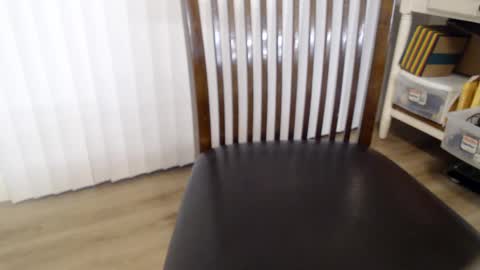 i erupt if you suck ur nipples 4 me and look at the camera while watching me online show from September 2025 11:15:01 AM