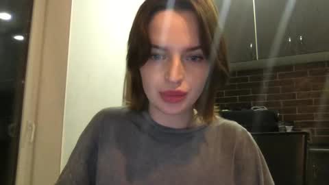 Snapshot of 1dove chatting on January 2025 04:02:02 PM DOVE online show from January 2025 04:02:02 PM