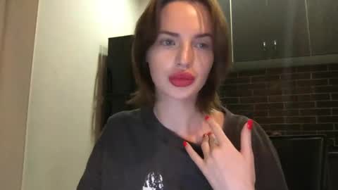 Snapshot of 1dove chatting on January 2025 04:39:01 PM DOVE online show from January 2025 04:39:01 PM