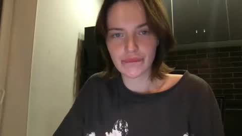 Snapshot of 1dove chatting on January 2025 05:26:02 PM DOVE online show from January 2025 05:26:02 PM