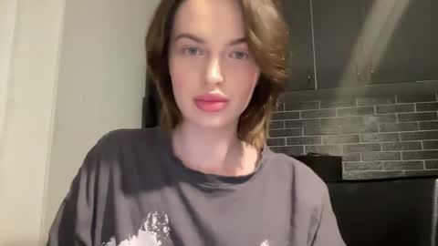 Snapshot of 1dove chatting on March 2025 04:56:02 PM DOVE online show from March 2025 04:56:02 PM